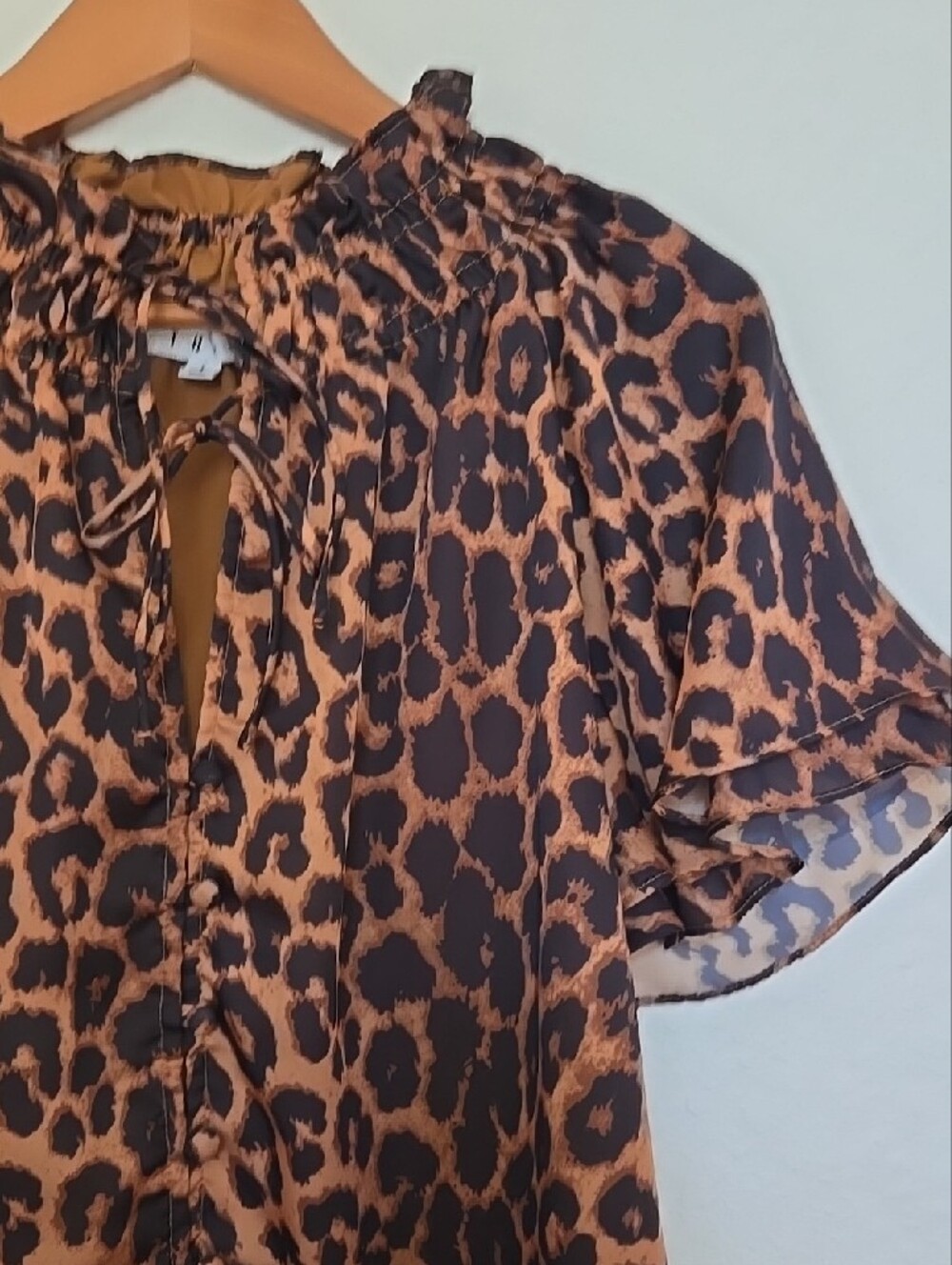 THML Leopard-Print Double Tie-Neck Blouse With Ruffle Sleeves - Picture 4 of 11